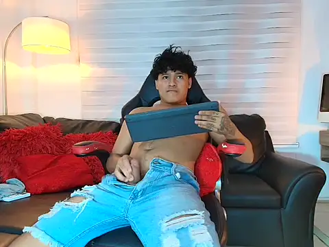 kristhofer_levis_'s Webcam Show