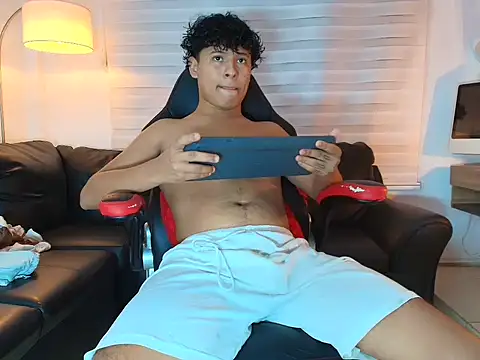 kristhofer_levis_ Webcam show