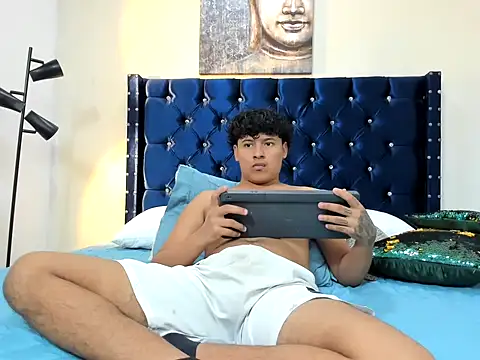 kristhofer_levis_ Webcam-Show