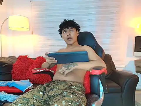 kristhofer_levis_ Webcamshow