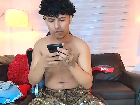kristhofer_levis_n Webbikameraesitys