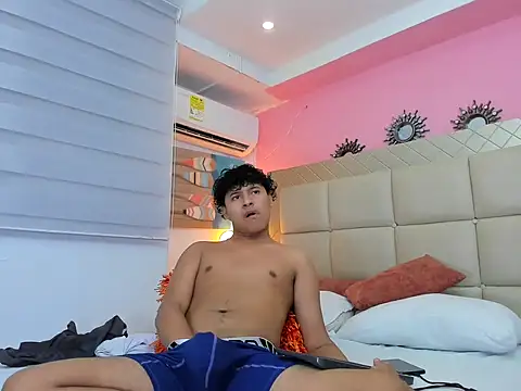 Show de kristhofer_levis_ na webcam