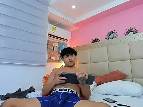 Show de kristhofer_levis_ na webcam
