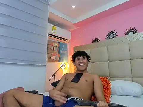 kristhofer_levis_ Pertunjukan Webcam