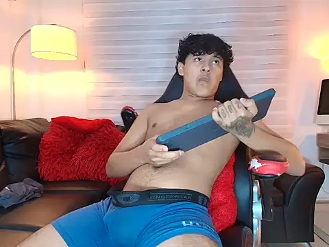 kristhofer_levis_ webcam show