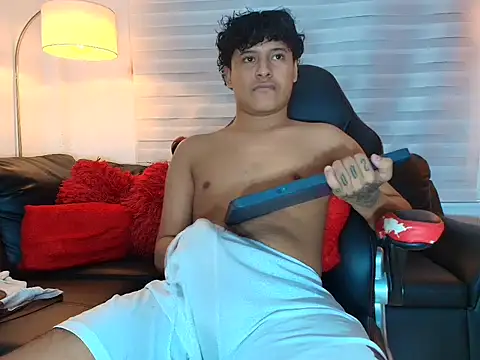 Show de kristhofer_levis_ na webcam