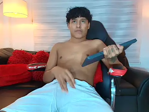 عرض كام kristhofer_levis_
