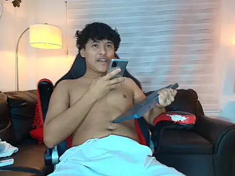 عرض كام kristhofer_levis_