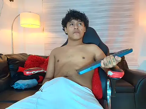 kristhofer_levis_ Show in webcam