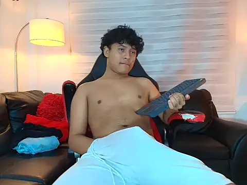 kristhofer_levis_ Show Webcam