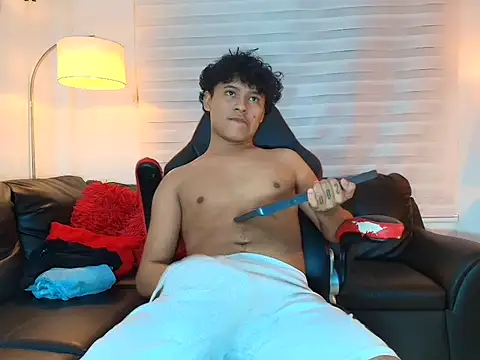 kristhofer_levis_ Pertunjukan Webcam
