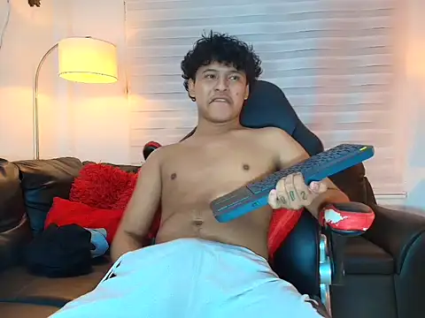 kristhofer_levis_ Pertunjukan Webcam