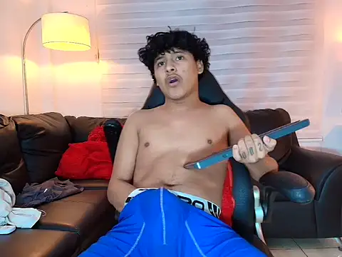 عرض كام kristhofer_levis_