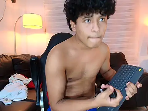 Webkamerová show kristhofer_levis_