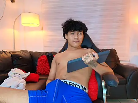 Webkamerová show kristhofer_levis_