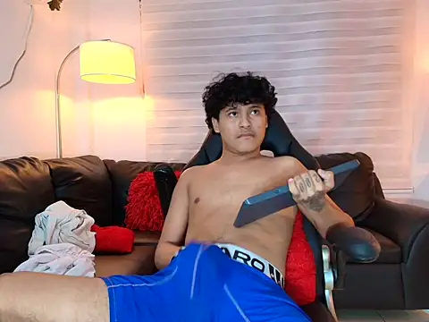 Show de kristhofer_levis_ na webcam