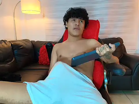 kristhofer_levis_ Show Webcam