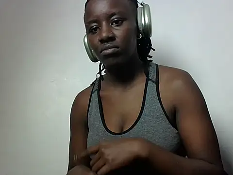 Mochi_24 webcam show