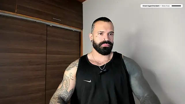 Muscleliam Pertunjukan Webcam