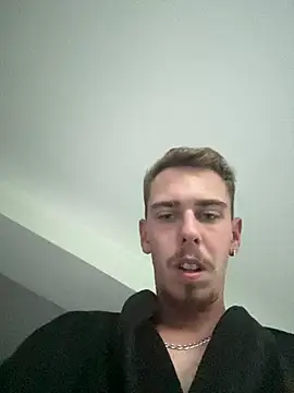 viktorhorny05n Webbikameraesitys