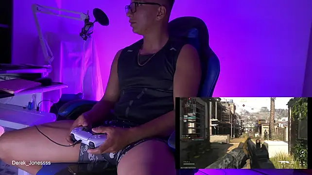 Derek_Jonesss webkamerás műsora