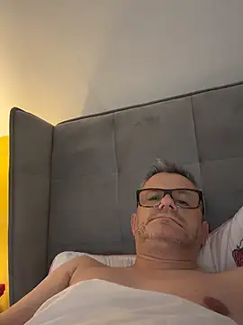 naughtybutnice76 Webcam show