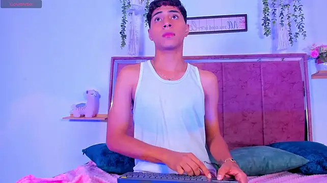 Show modela Steven_Graham na web-kameri