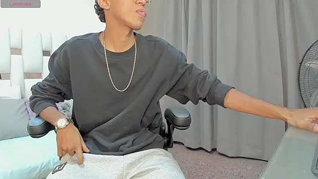 damian_mendez441 webcam show