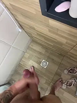 lucaas webkamerás műsora