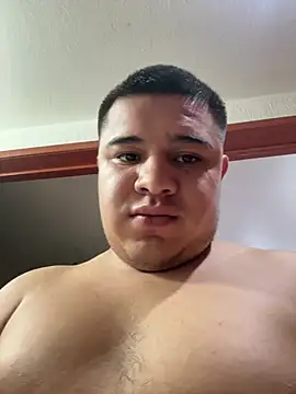 Show modela Raul-37 na web-kameri
