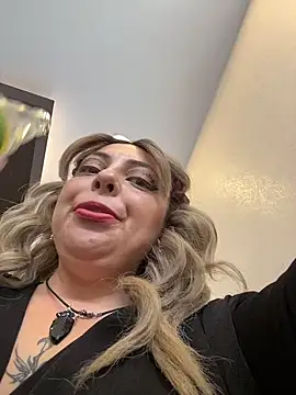 Chat +18 de Bela-outdoor ao vivo