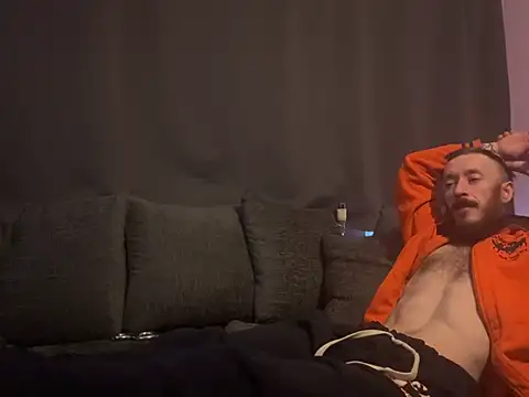 IRISHLONGDONG webcam show
