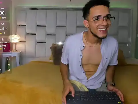 TOMASCARDENAS – webcam-show