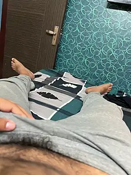 smallcock_pleasure Show in webcam
