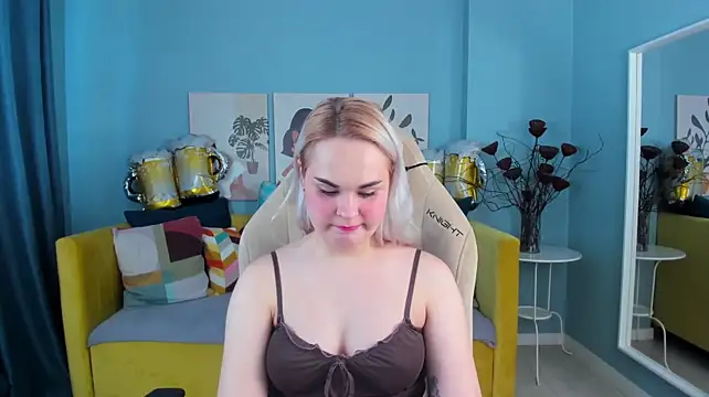 XXX chat uživo modela DaisySnow