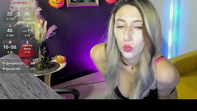 LunaSn0w1 Webcam show