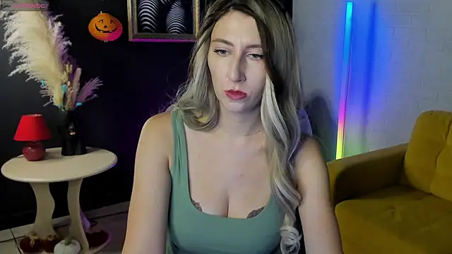 Chat +18 de LunaSn0w1 ao vivo