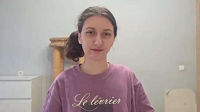 ChrystalAlma's Webcam Show