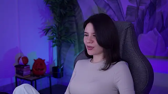 Онлайн чат XXX KataraRaven