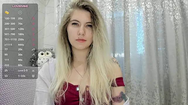 แชท XXX สดของ KatieLesco
