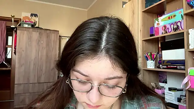 ArianaHowk webcam show