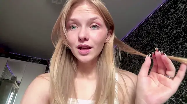 KaseyVentur Show in webcam