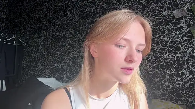 KaseyVentur's Live XXX Chat