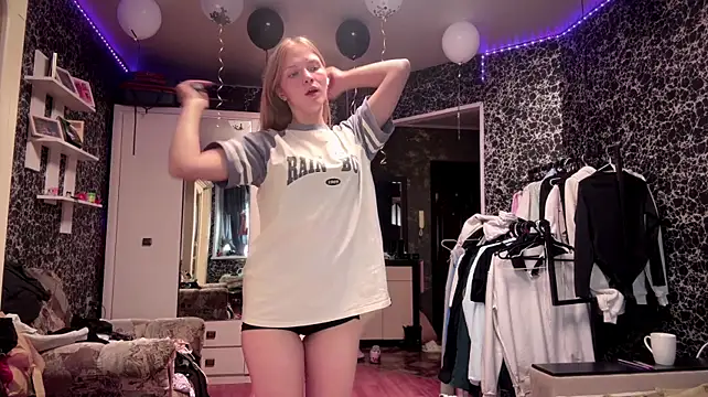 KaseyVentur Show in webcam