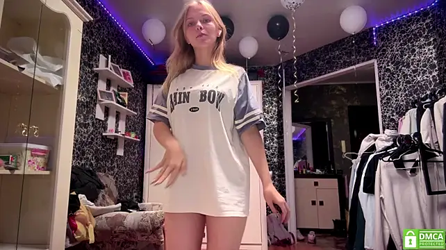 KaseyVentur's Webcam Show