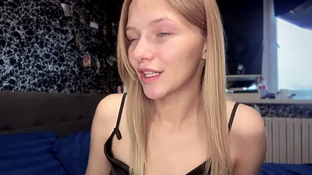 KaseyVentur's Live XXX Chat