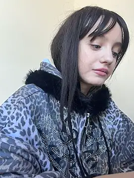 LilonokのライブXXXチャット