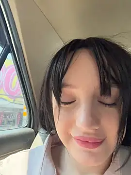 Živý XXX chat Lilonok