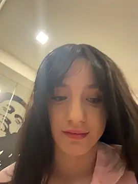 XXX chat uživo modela Lilonok