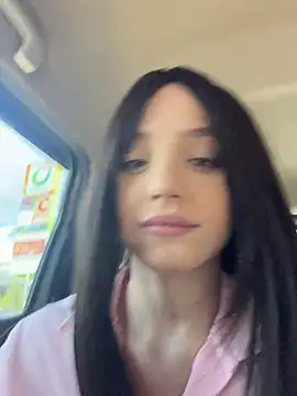 XXX chat uživo modela Lilonok